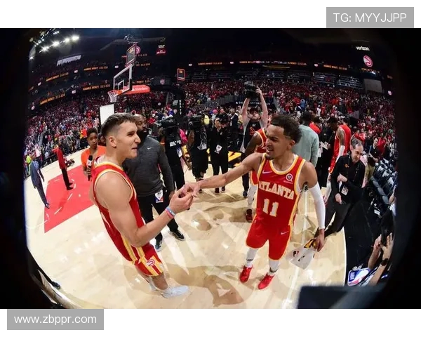 老鹰官方宣布从学院公园天鹰队召回特雷杨备战新赛程提升阵容实力 老鹰官方宣布从学院公园天鹰队召回特雷杨备战新赛程提升阵容实力