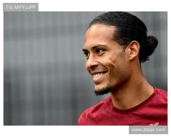 伟大签约铸就红军脊梁范戴克加盟利物浦八周年回顾防线传奇征程